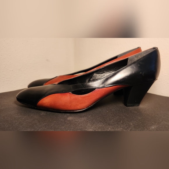 Vintage Enrico Designer two tones kitten heel size 8 narrow - Picture 1 of 7